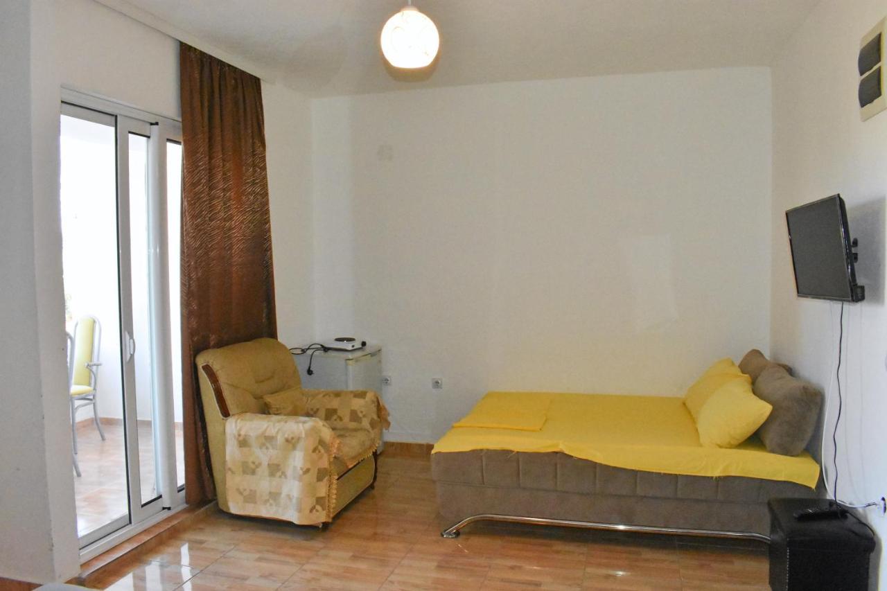 אולסינץ' Apartments Murati מראה חיצוני תמונה