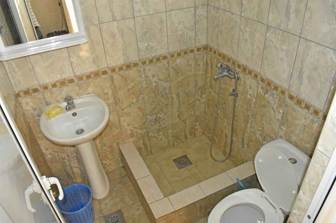 אולסינץ' Apartments Murati מראה חיצוני תמונה