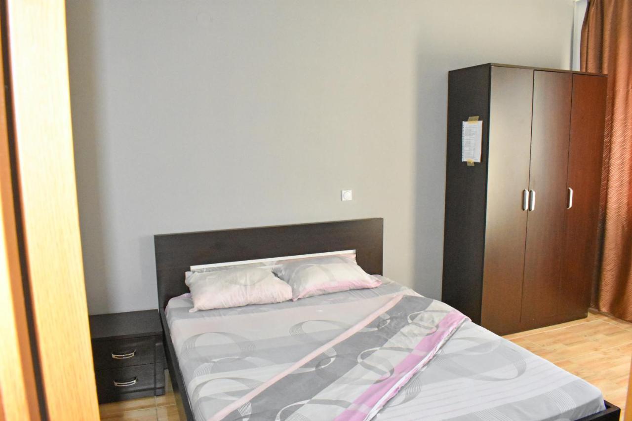 אולסינץ' Apartments Murati מראה חיצוני תמונה